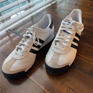 Men’s 10 - Adidas Samoa Cloud White, Core Black
